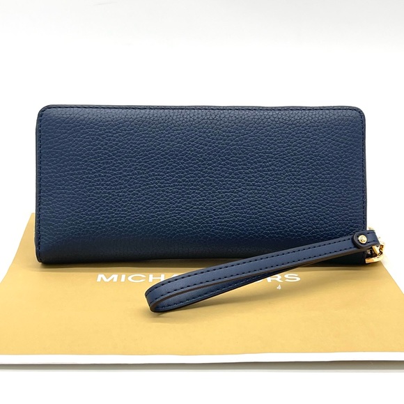 Michael Kors Large Continental Wallet Wristlet - Picture 4 of 7